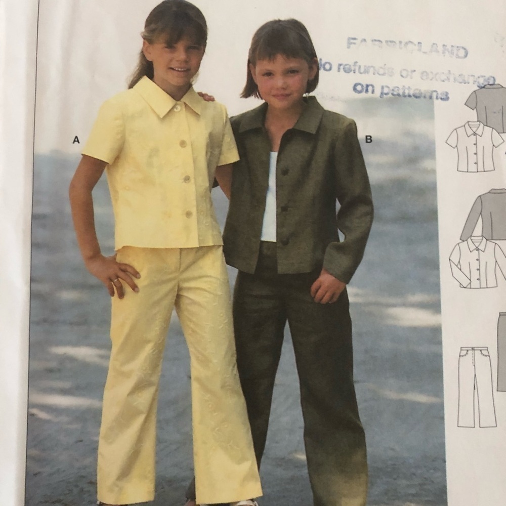 Burda Kids Ensemble Pattern - Picture 2 of 7